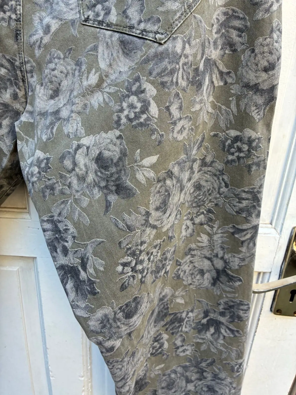Floral Patterned Pants