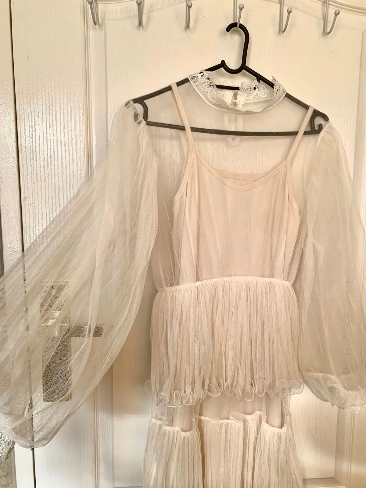 Cream Off-Shoulder Pleated Tiered Dress Size S