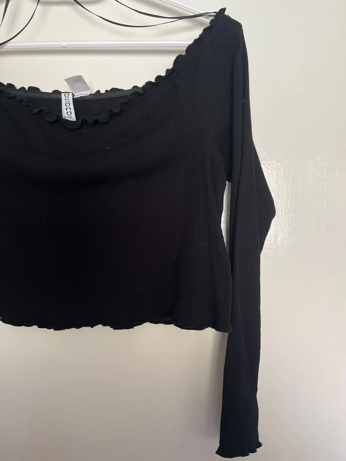 H&M Black Ribbed Off-Shoulder Crop Top Size L