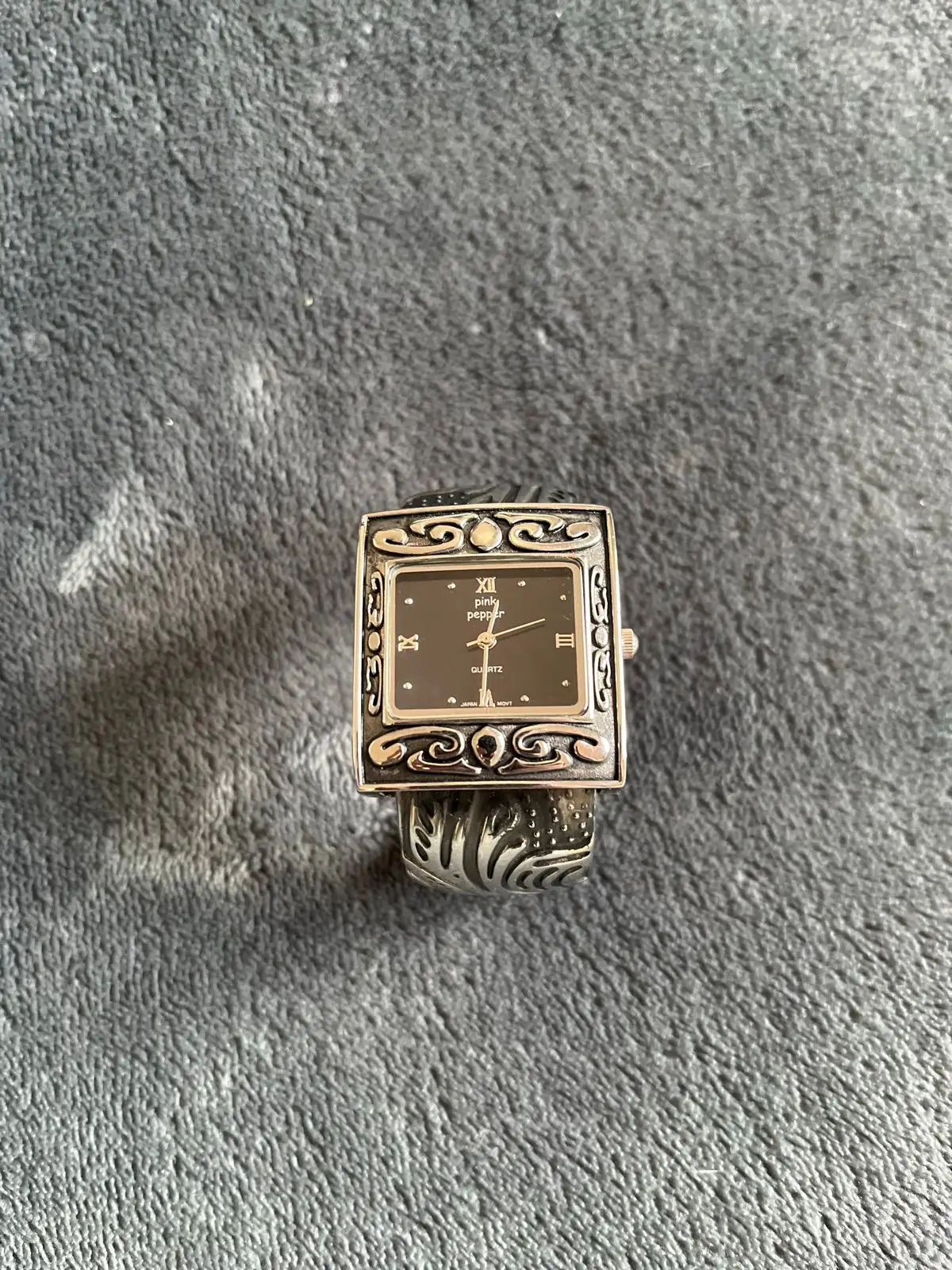 Vintage-Style Square Watch with Ornate Silver Band