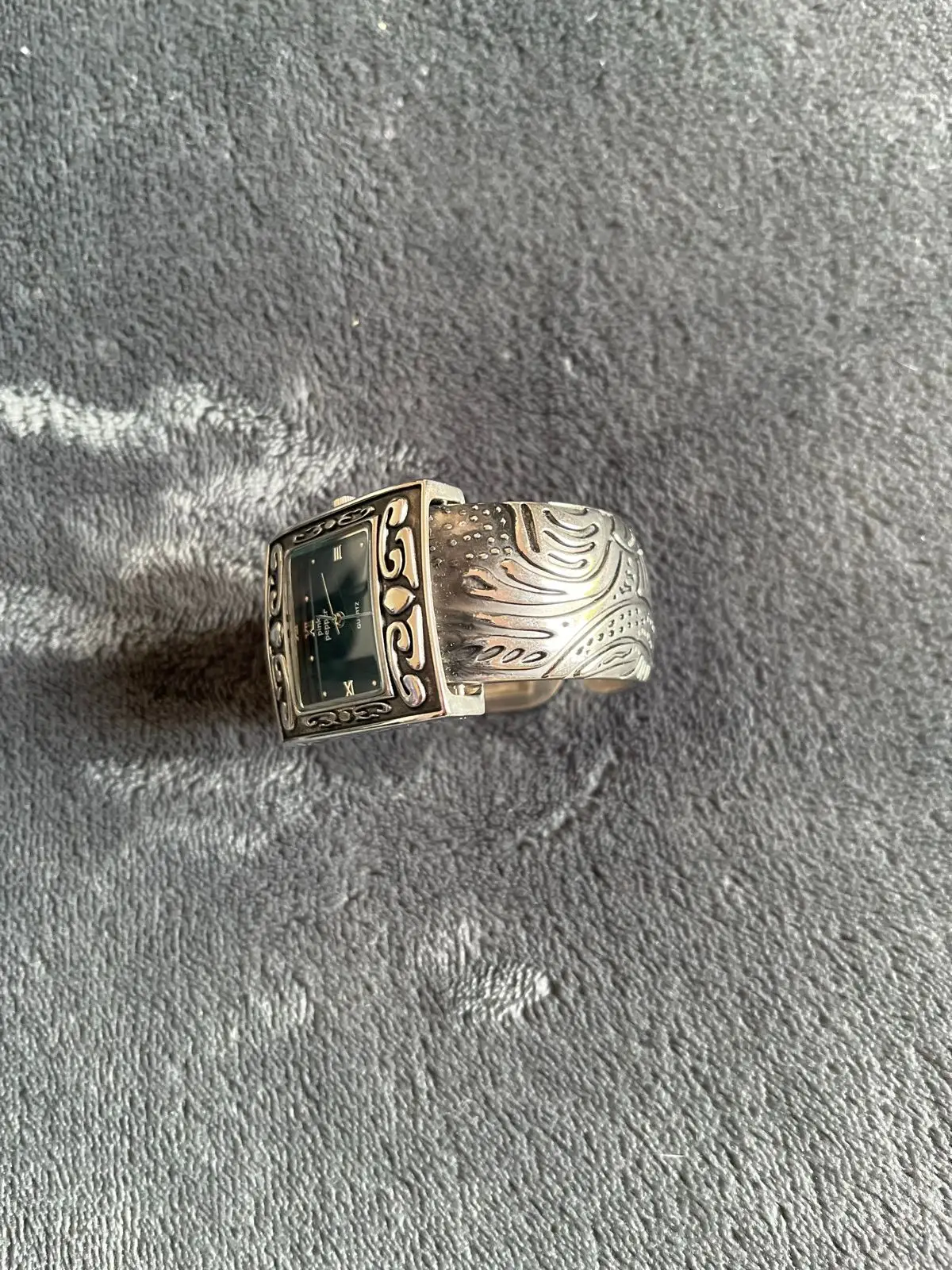 Vintage-Style Square Watch with Ornate Silver Band