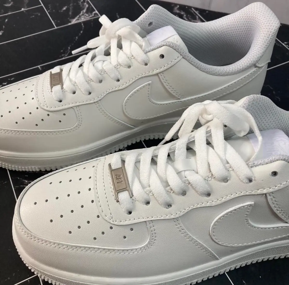 Nike Air Force 1 White