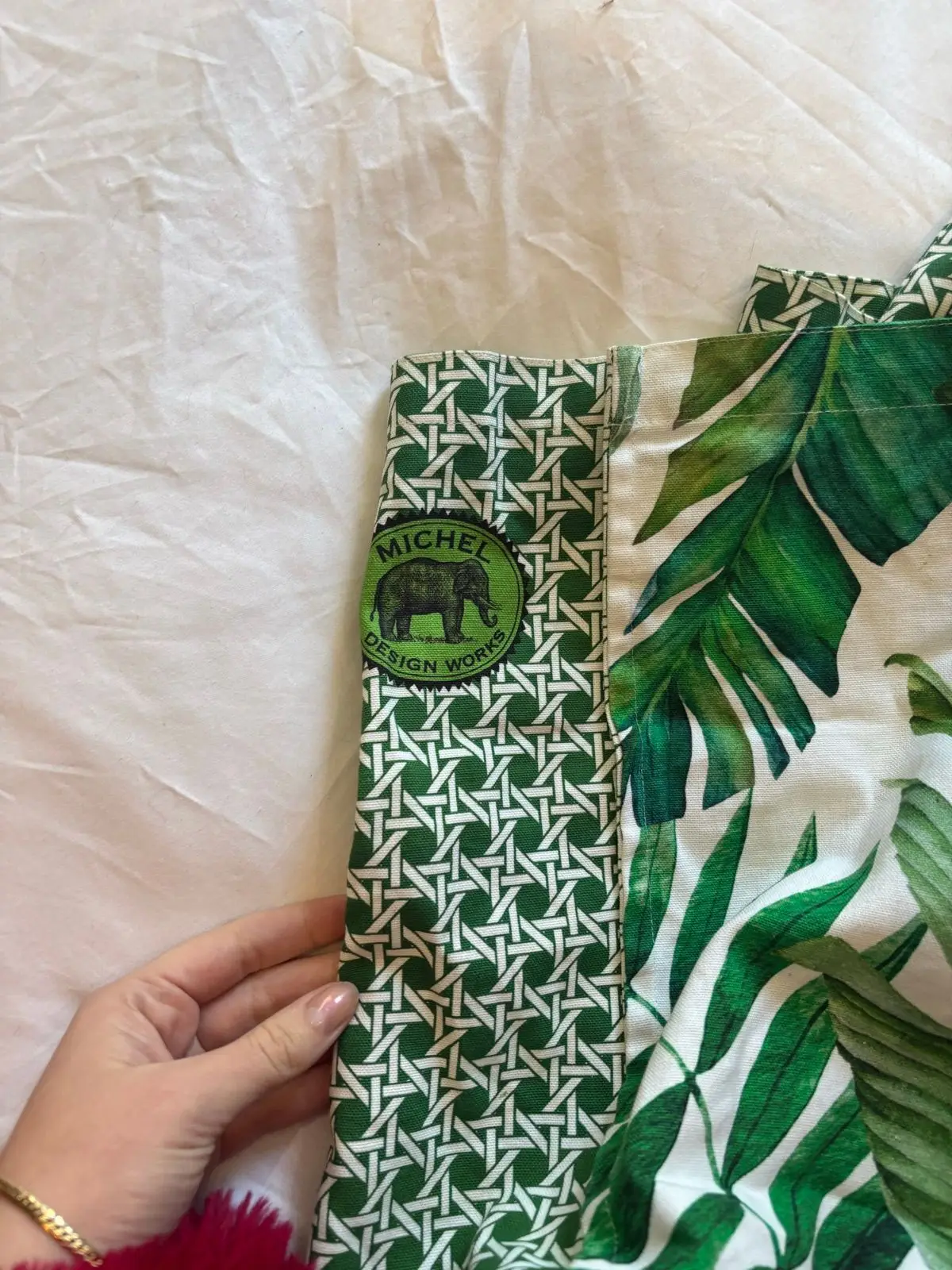 Green Leaf Pattern Tote Bag