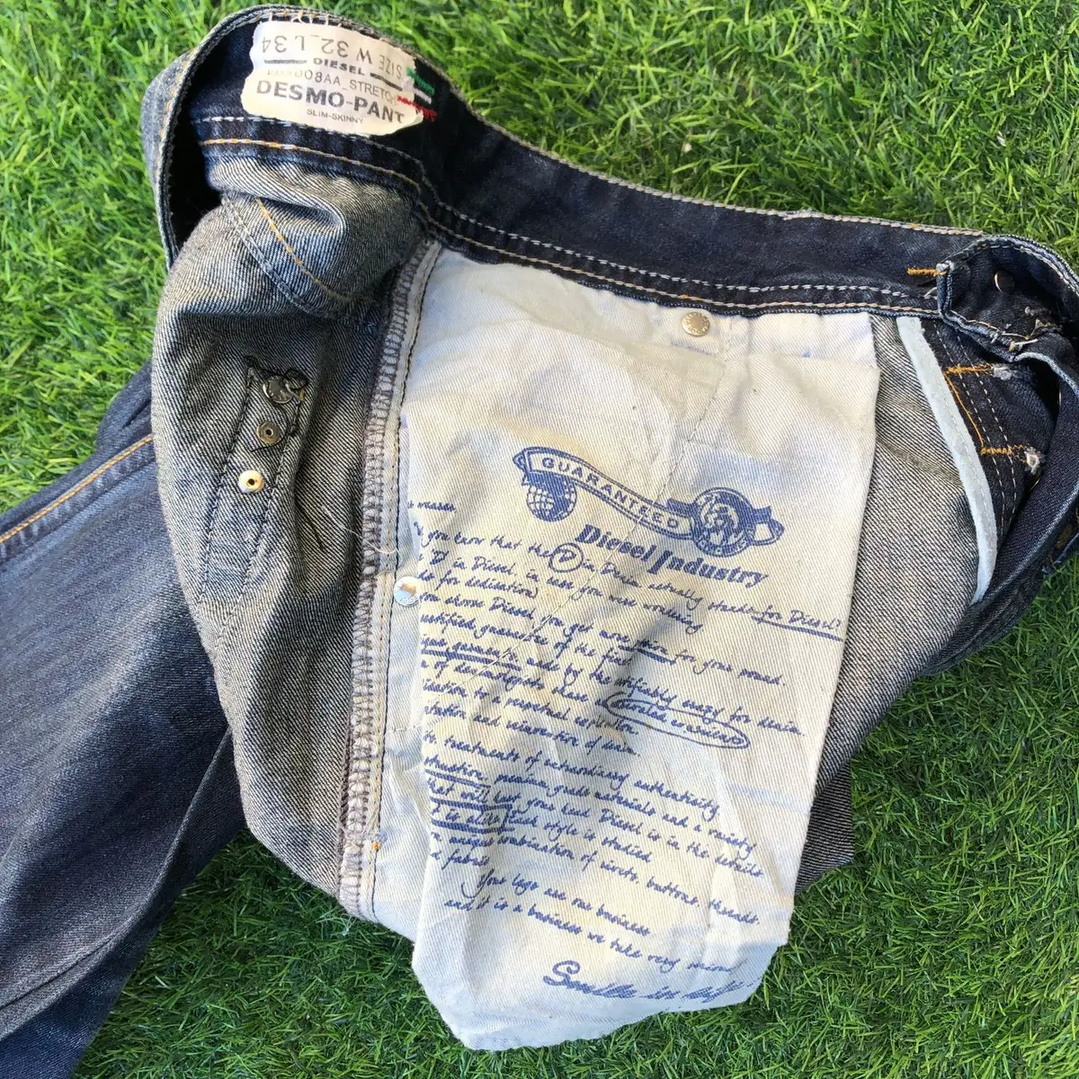 Diesel Dark Blue Jeans Size 32