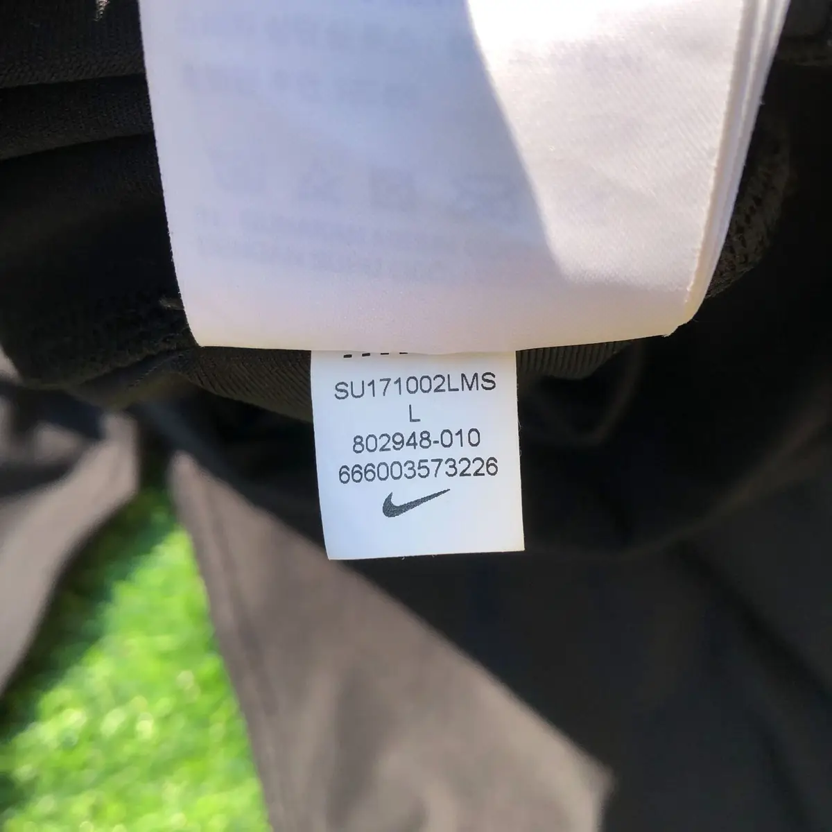 Nike Sneakers — Size L