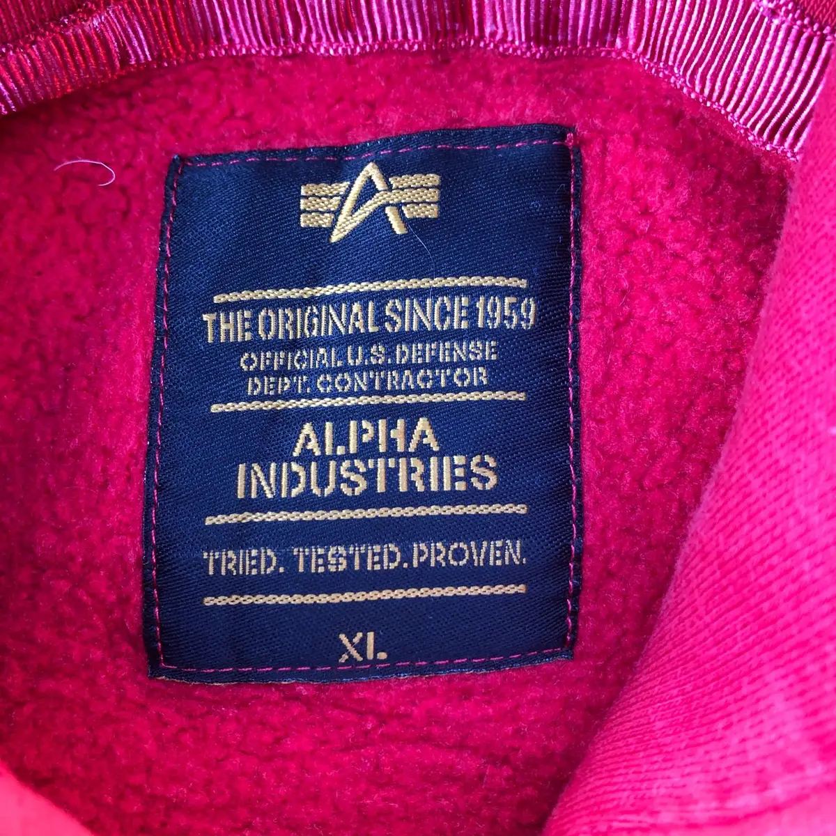 Alpha Industries Item — Size XL
