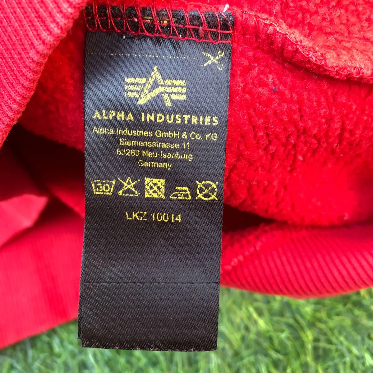 Alpha Industries Item — Size XL