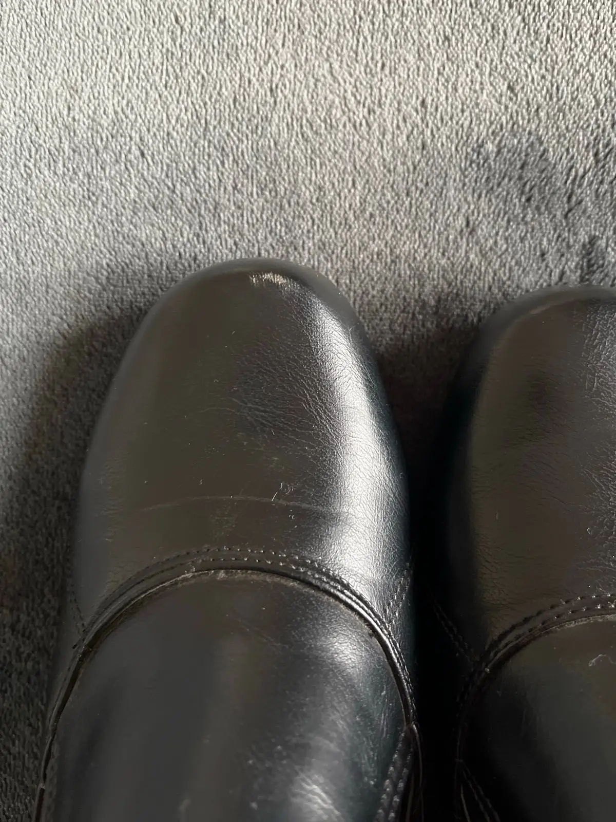 Solo Black Shoes Size 6
