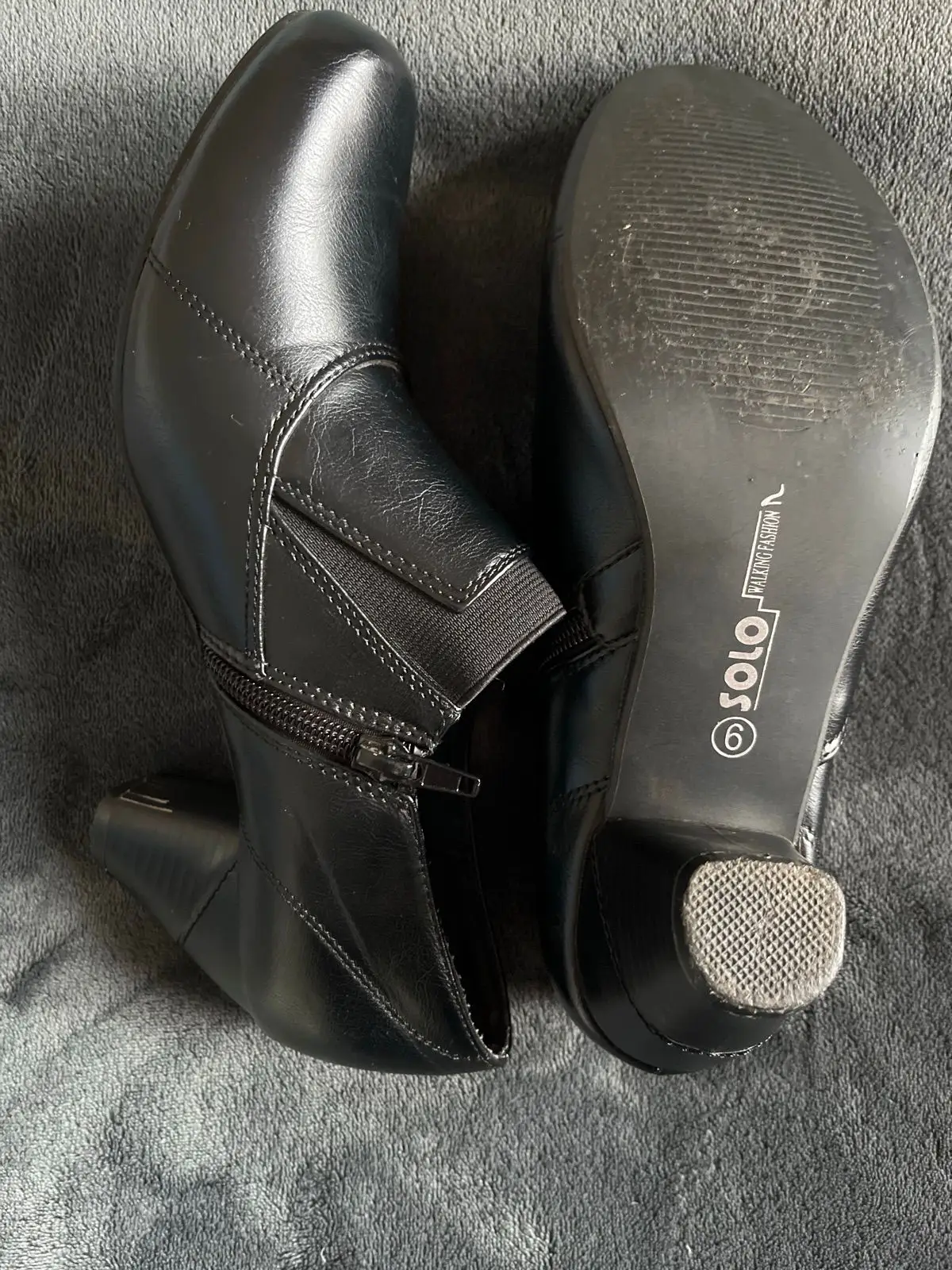 Solo Black Shoes Size 6