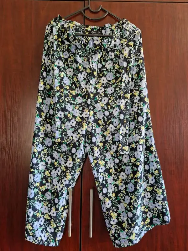 Be Yourself Floral long flowy trousers
