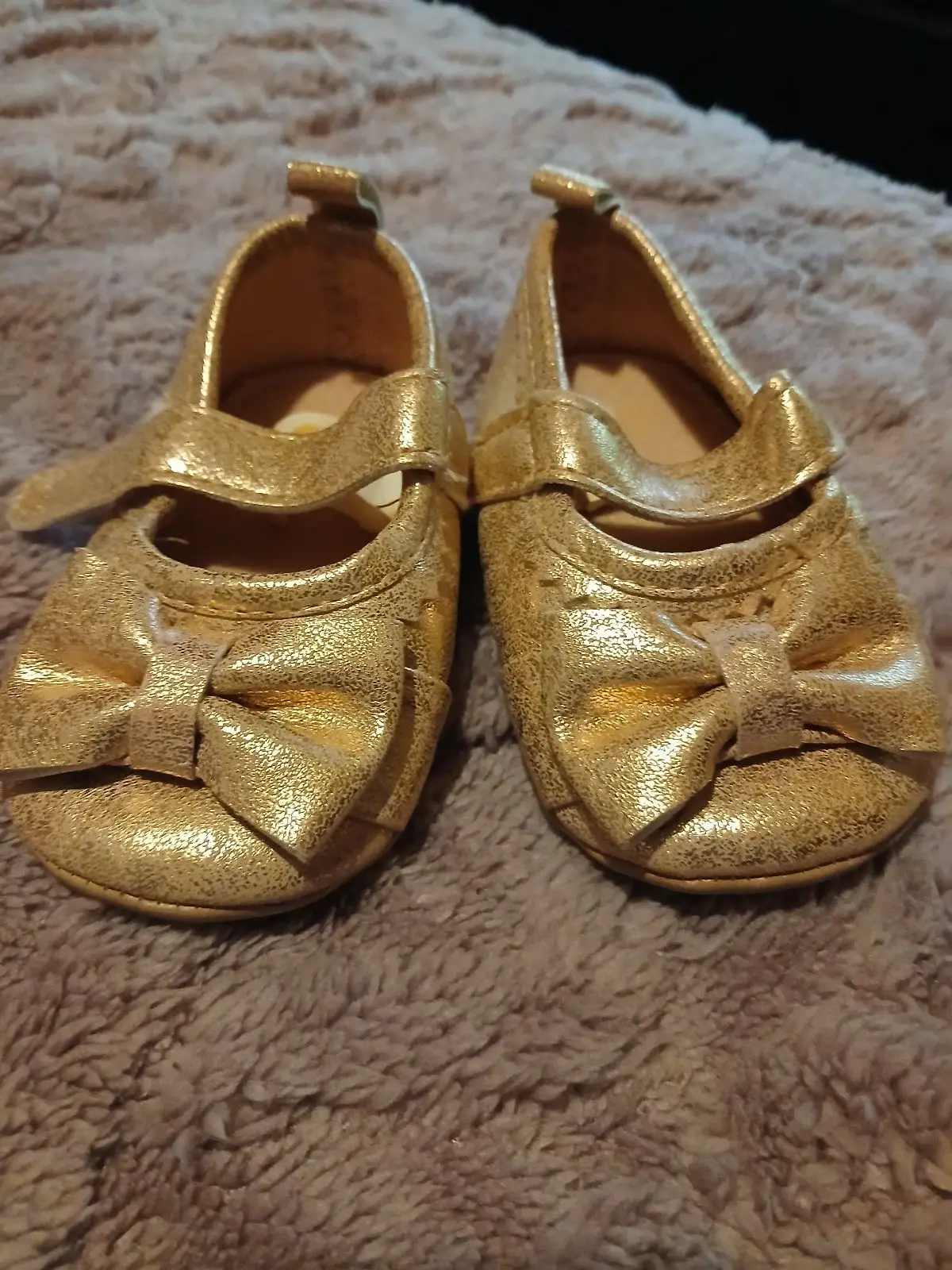 Gold Baby Shoes with Bows