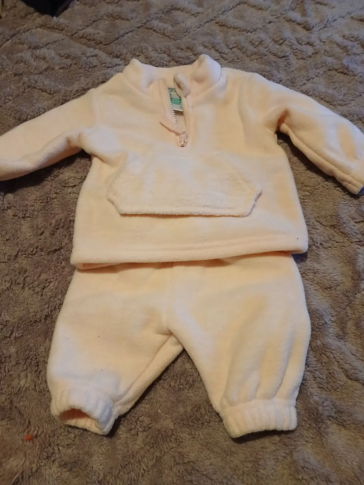 Ackermans Cream Fleece Pullover Newborn