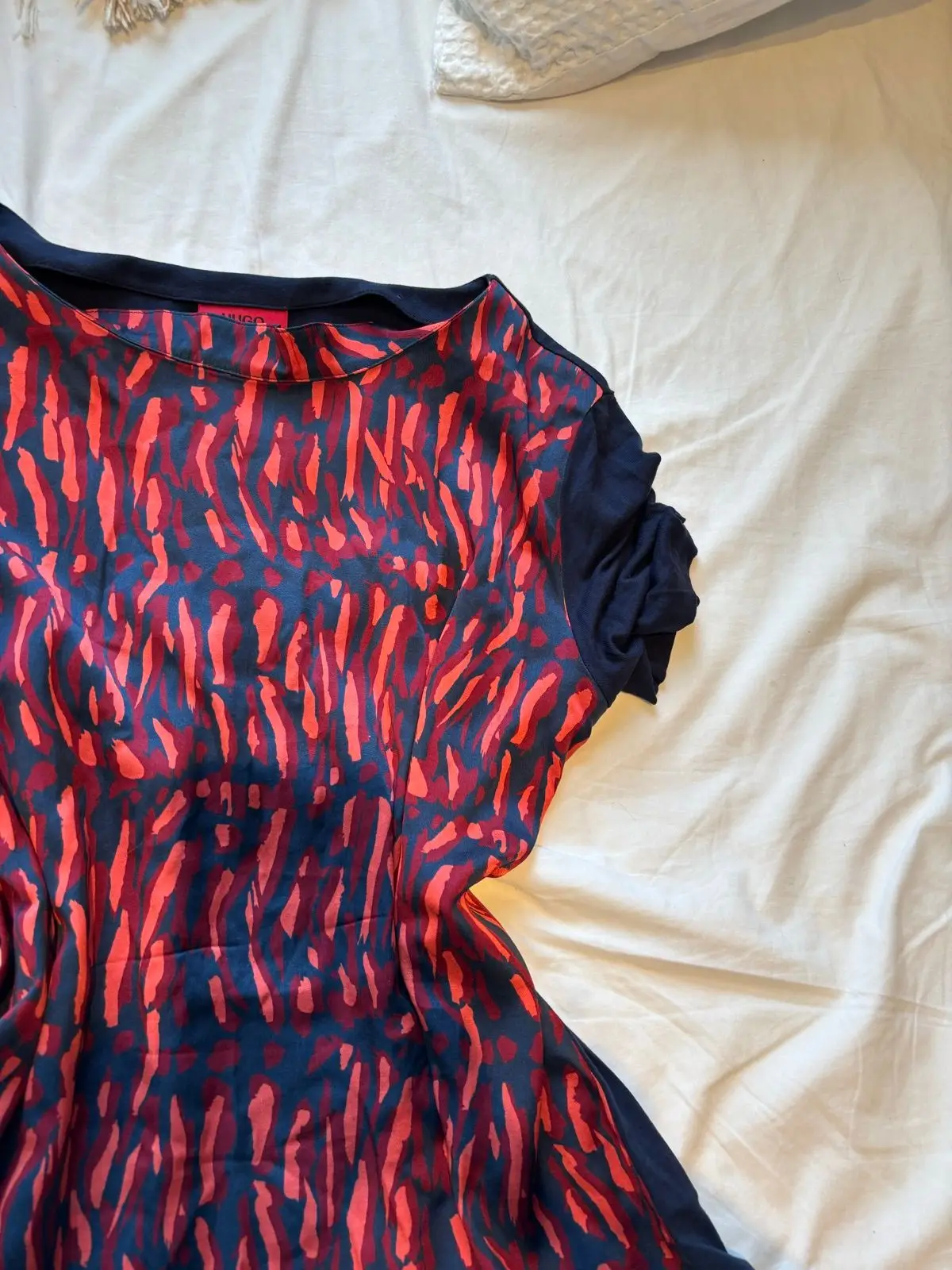 Red and Navy Patterned Short-Sleeve Dress Size S