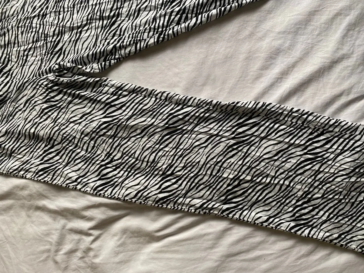 Zara Item — Size XS