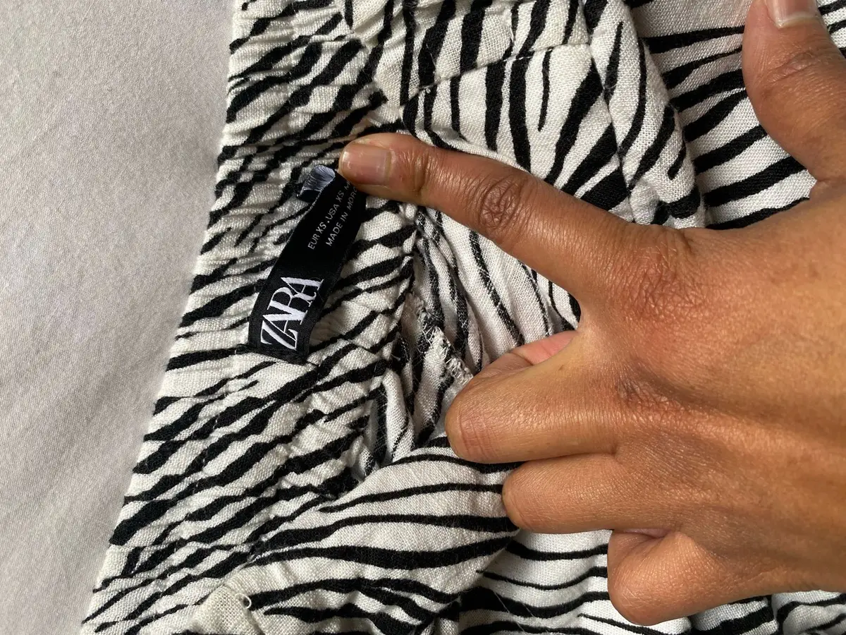 Zara Item — Size XS