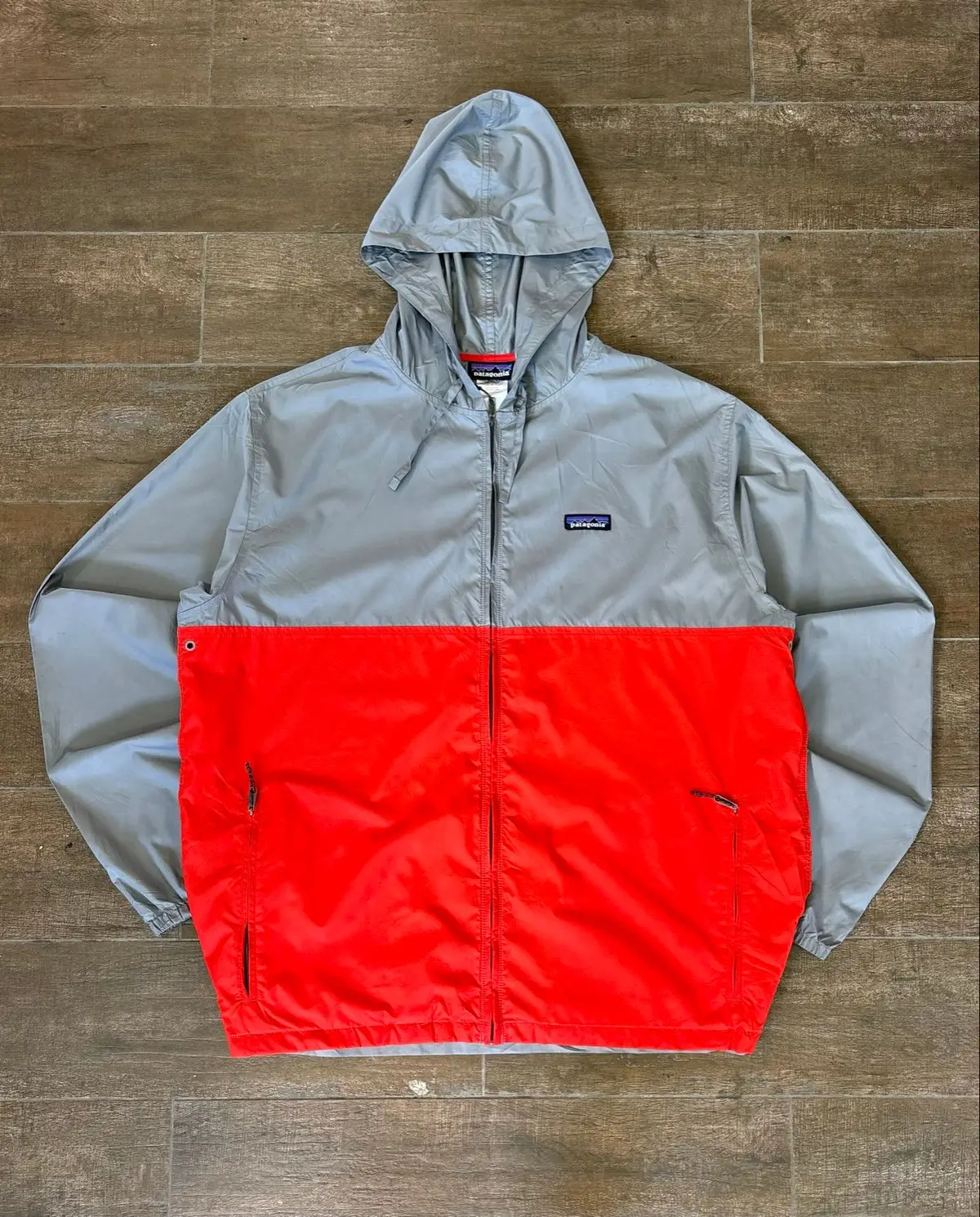Patagonia Two-Tone Hooded Windbreaker Jacket Grey Red