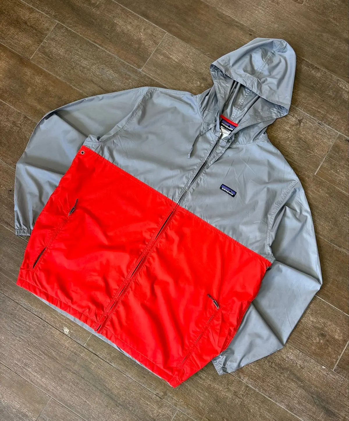 Patagonia Two-Tone Hooded Windbreaker Jacket Grey Red