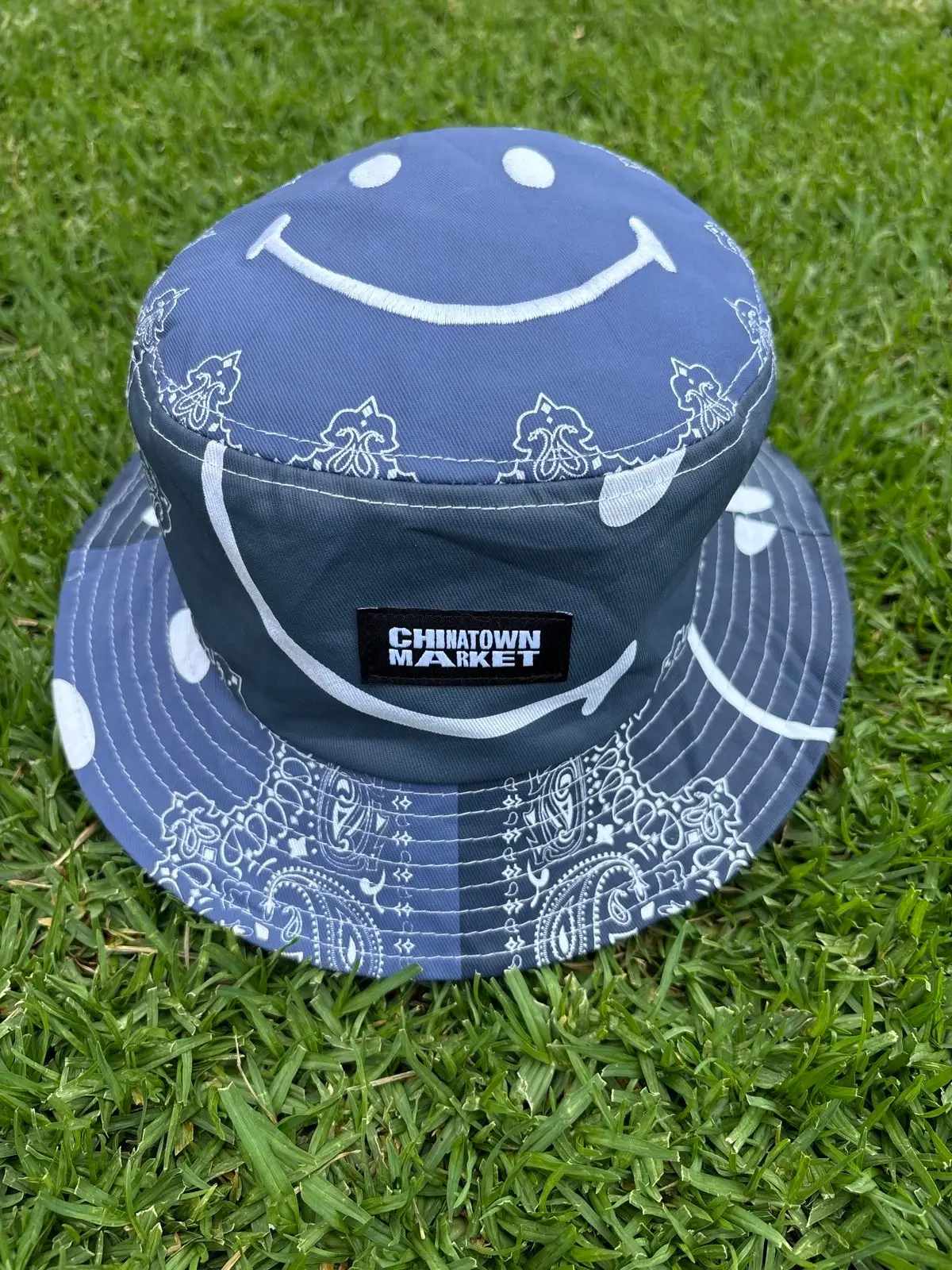 Chinatown Market Blue Bandana Smiley Bucket Hat