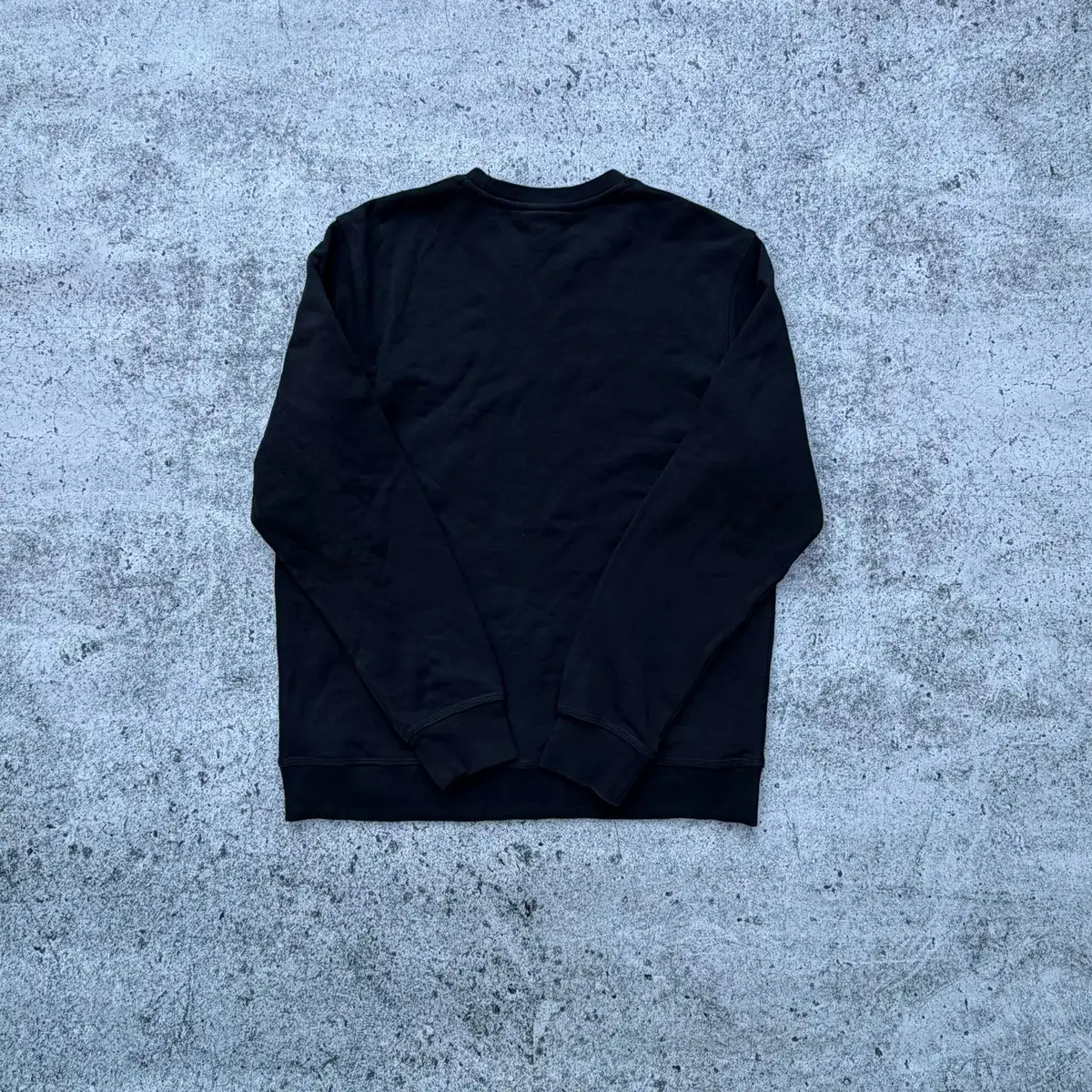 Nike Embroidered Swoosh Black Crewneck Sweatshirt