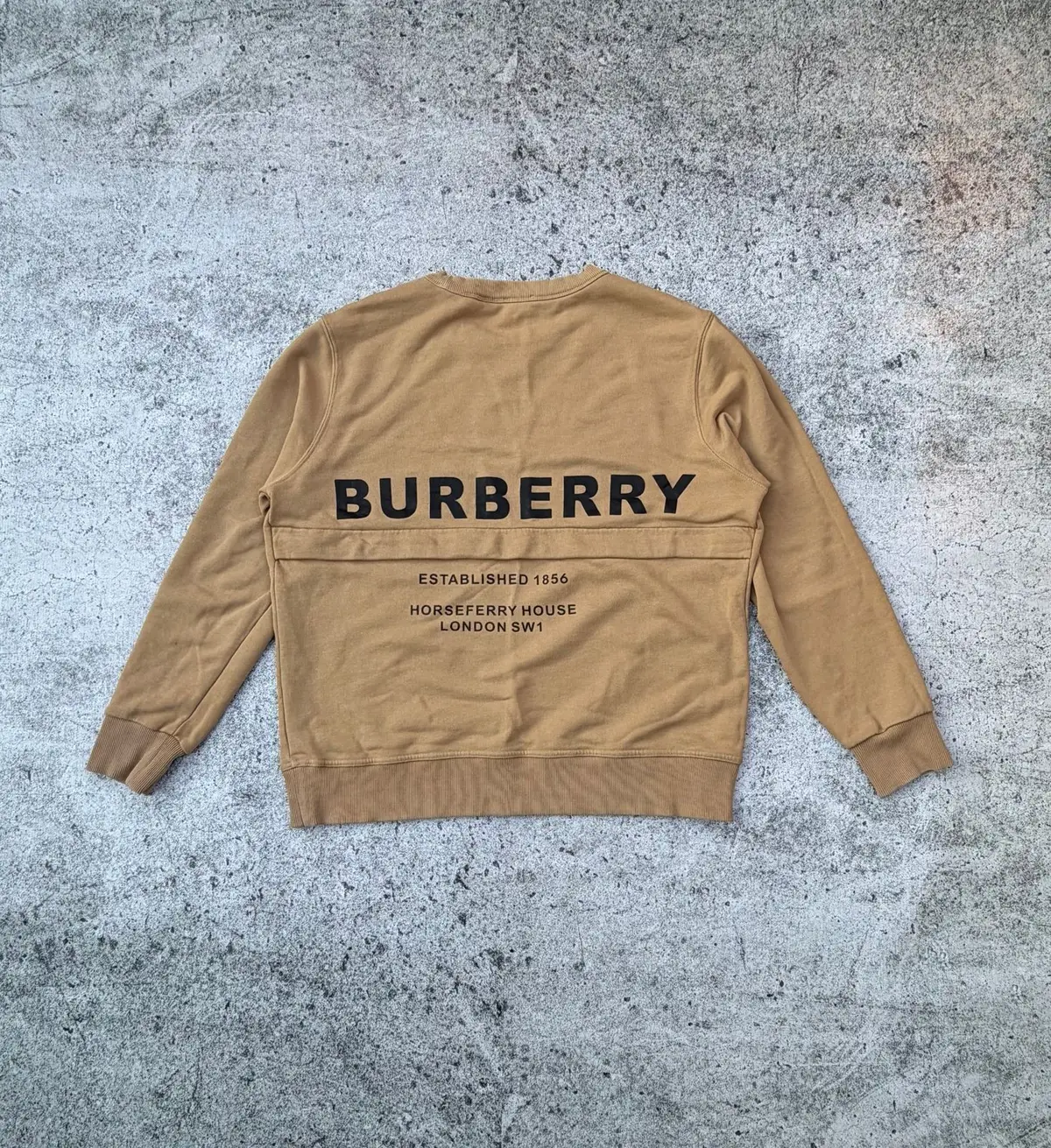 Burberry Horseferry Print Sweatshirt Tan Size L