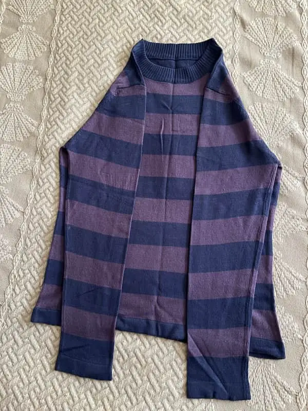 Mr Price Men's long-sleeve knit sweater / top with a ribbed crew neckline and cuffs