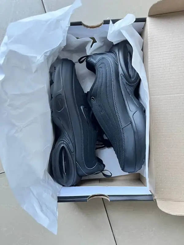 NIKE Portals Sneakers