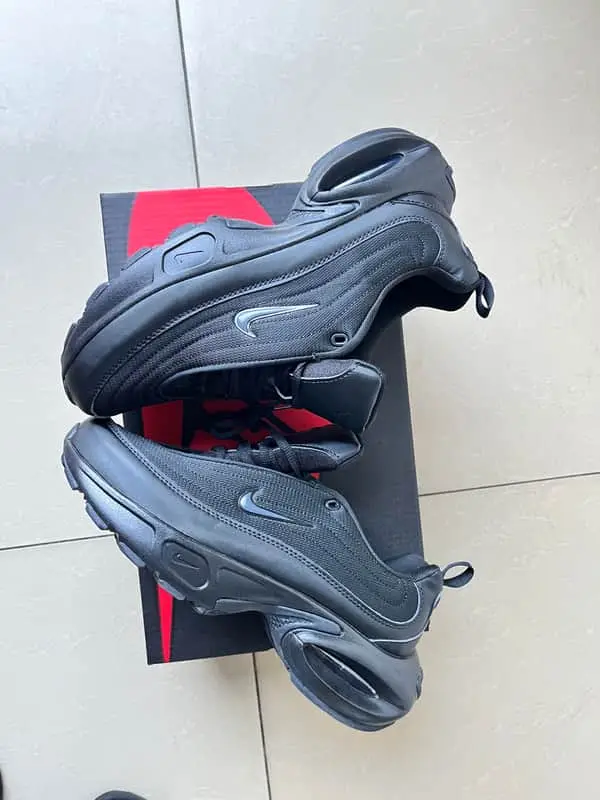 NIKE Portals Sneakers