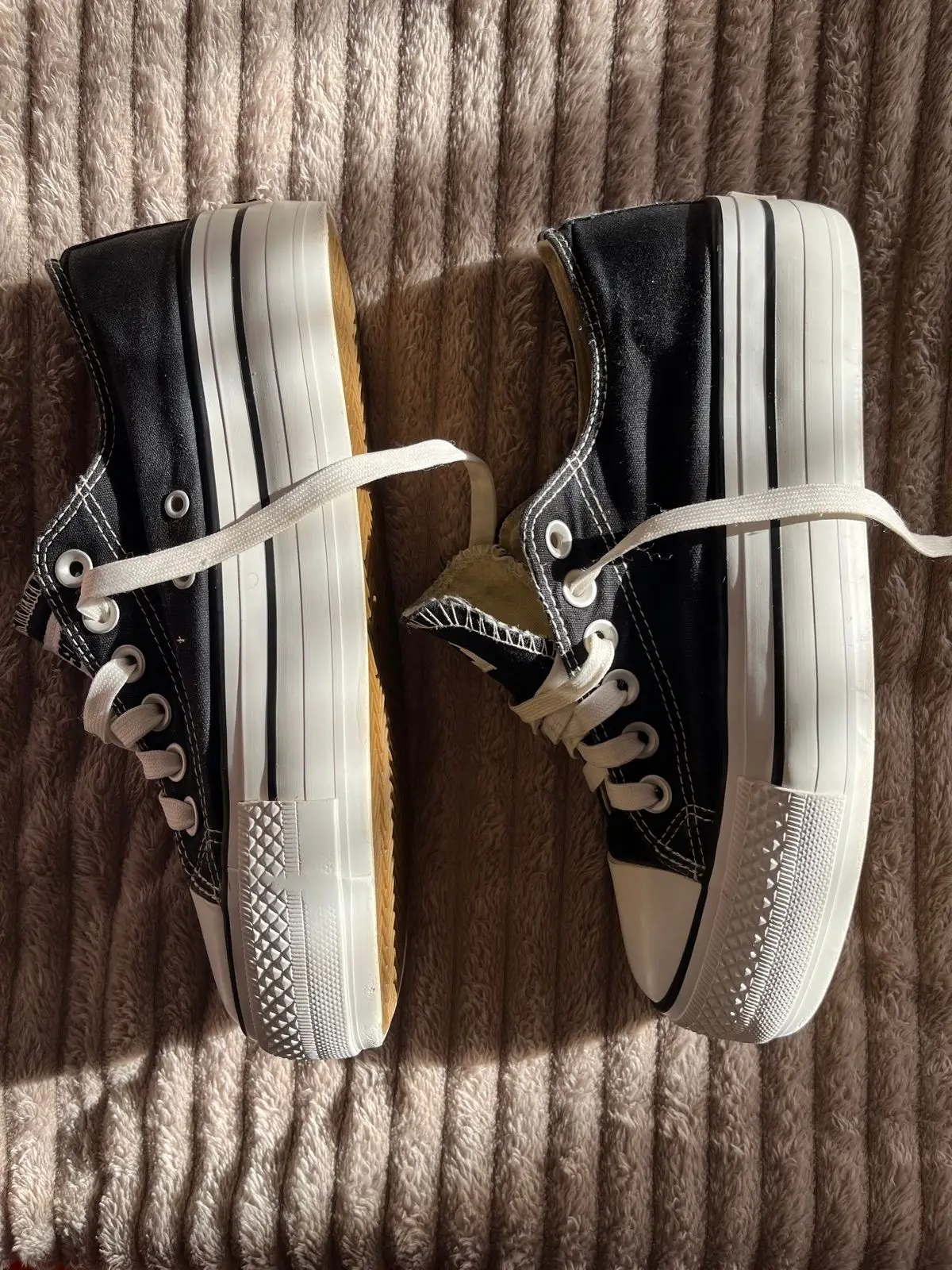 Soviet Black Low-Top Canvas Sneakers Size 8