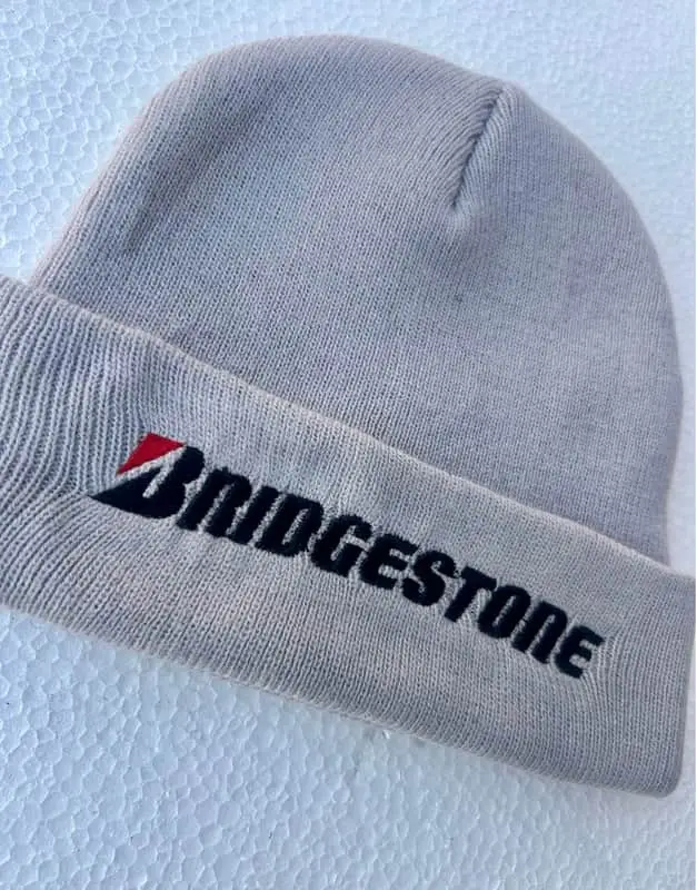 Bridge stone hat