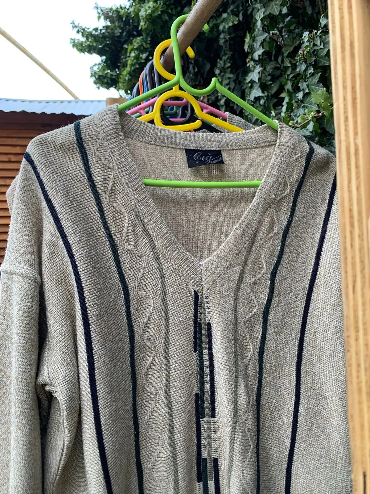 Vintage Beige V-Neck Knit Sweater with Stripes