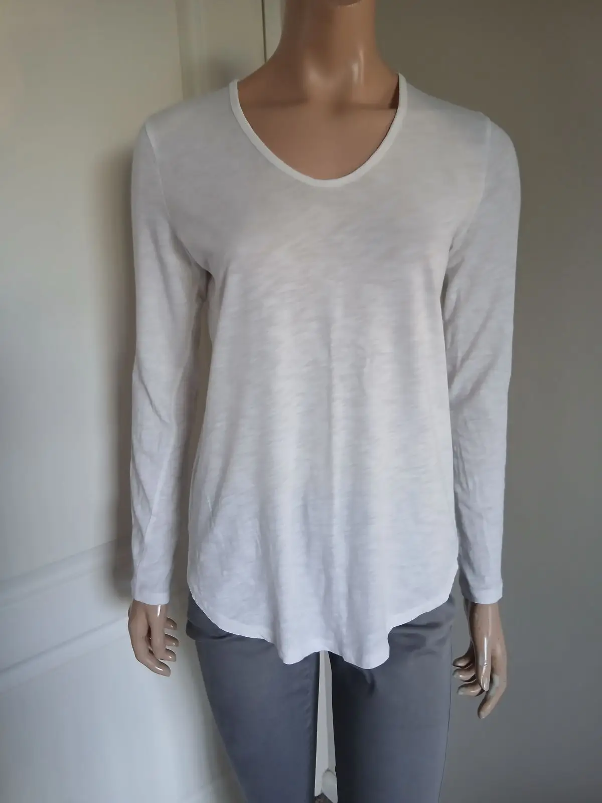 Country Road White Long Sleeve Top