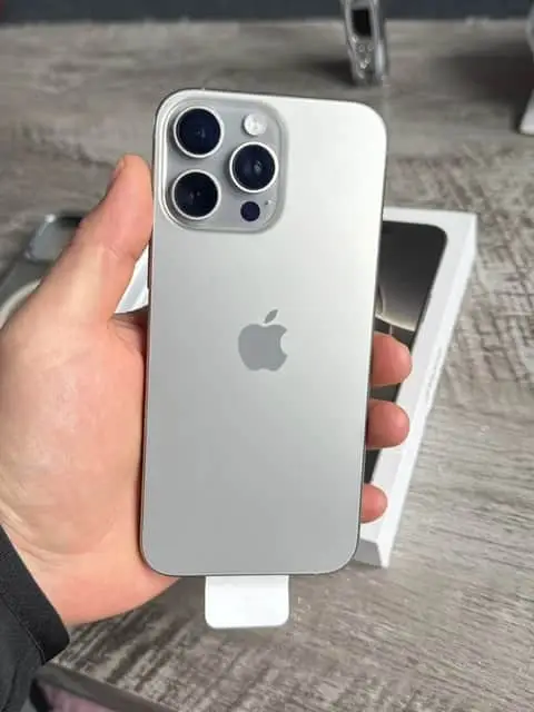 Brand new iPhone 16 pro max 256gb