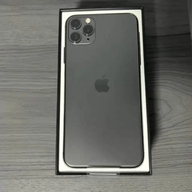 Brand new iPhone 11 Pro Max 128gb