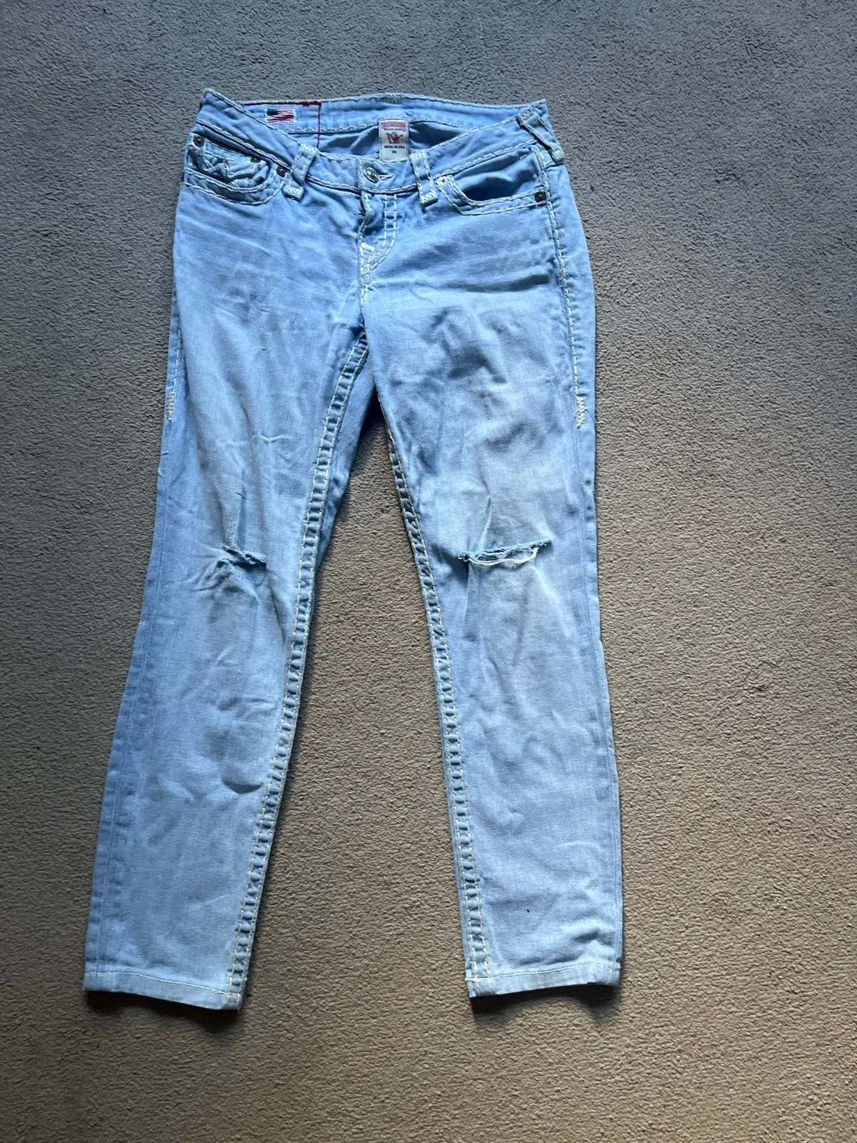 True Religion Light Wash Distressed Jeans Size 29