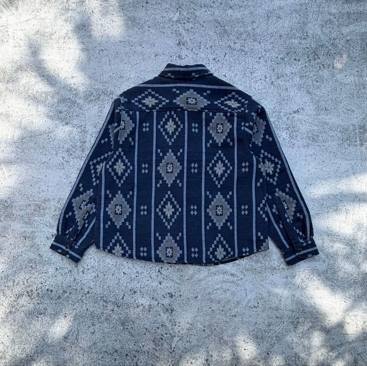 BDG Patterned Long Sleeve Button-Up Shirt