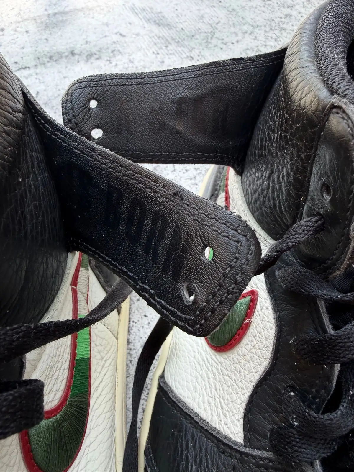 Air Jordan 1 High Green Embroidered Swoosh