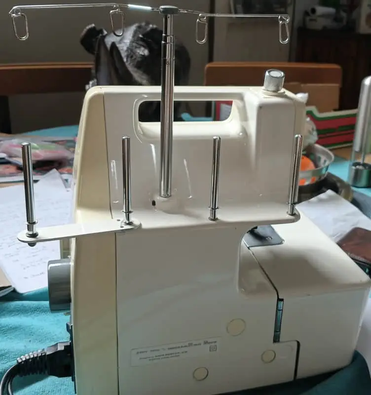 Toyota SL3403 4-Thread Overlocker