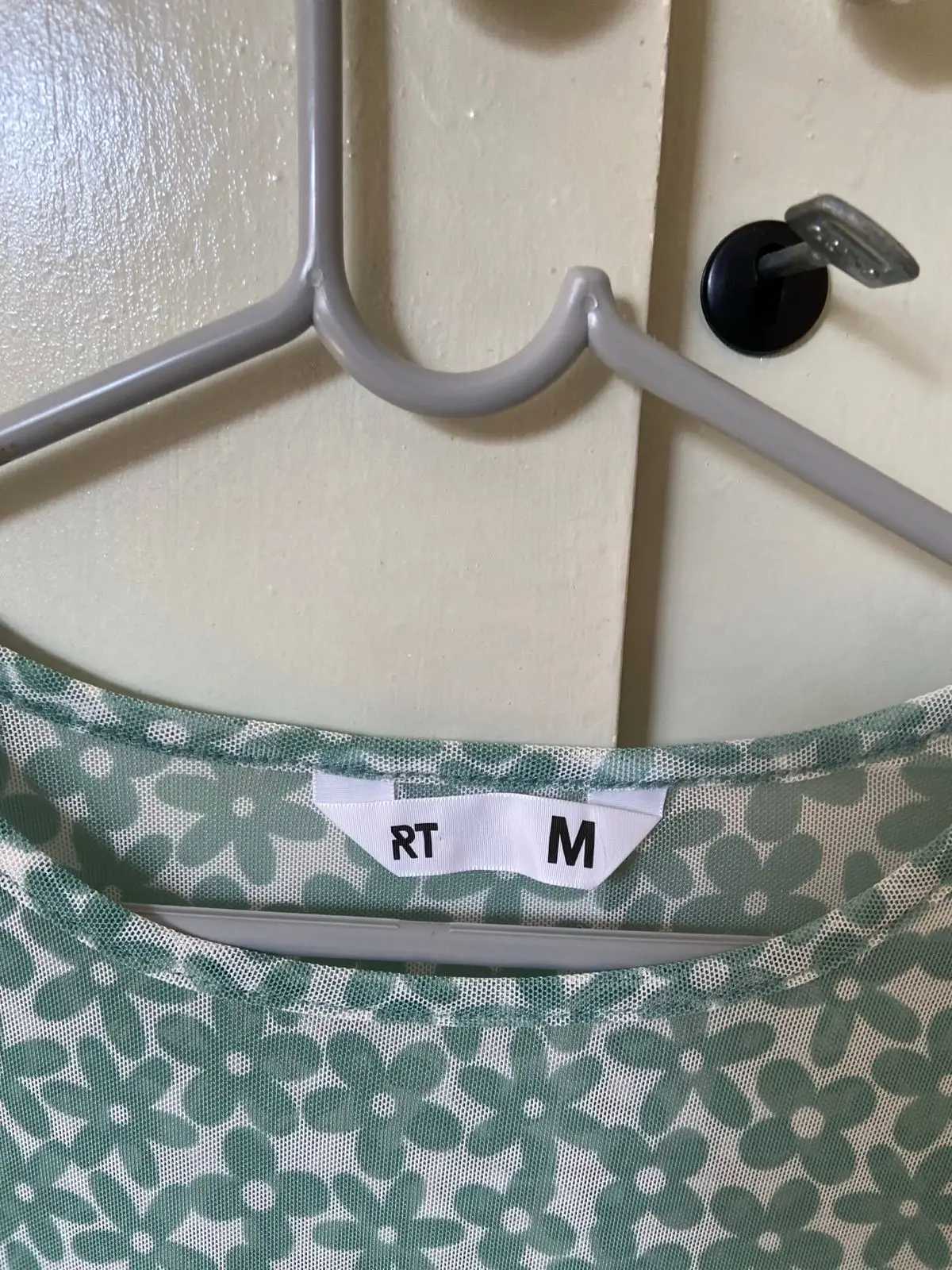 Mr Price Green Daisy Print Mesh Crop Top