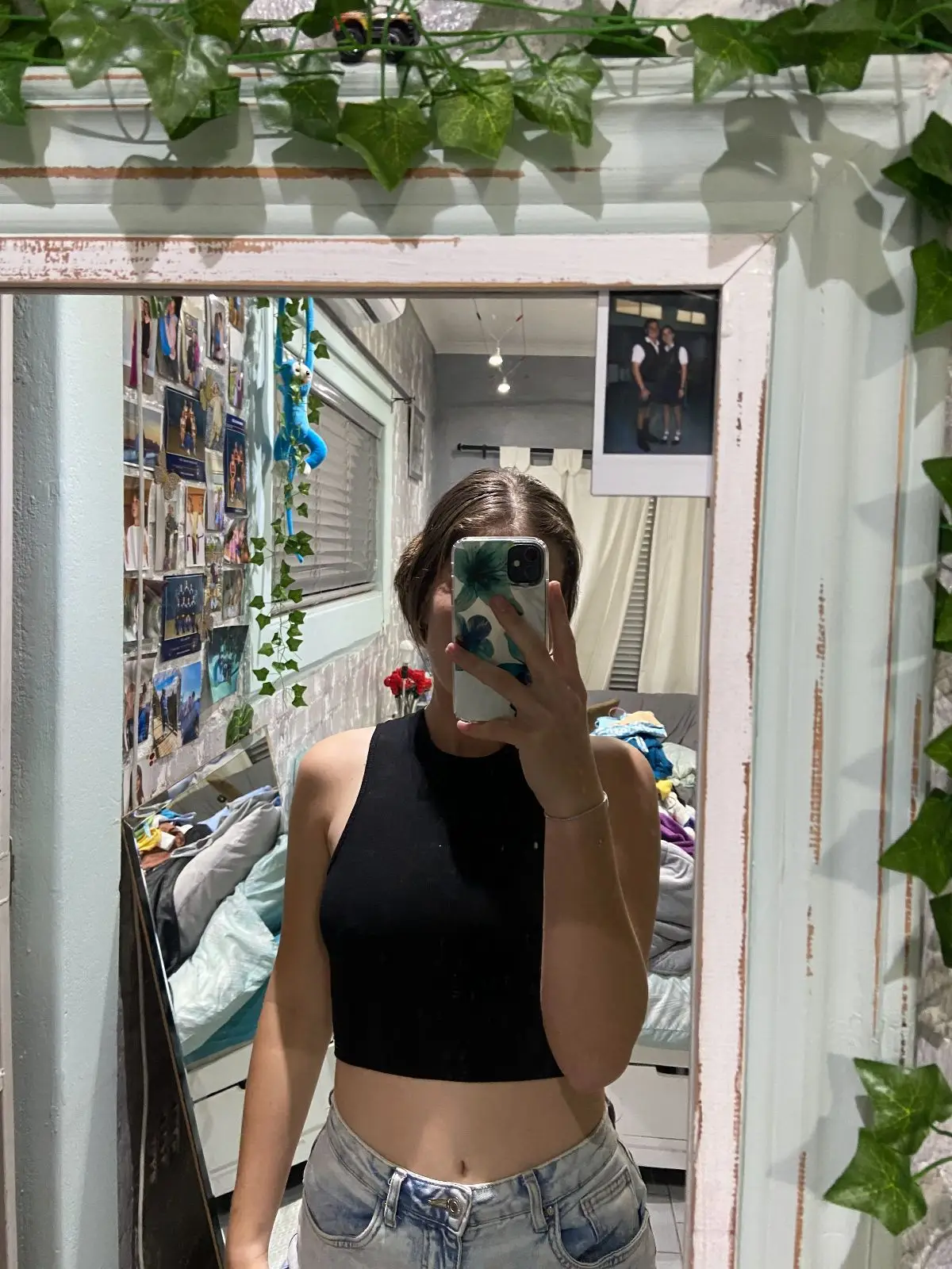 Black Sleeveless Crop Top