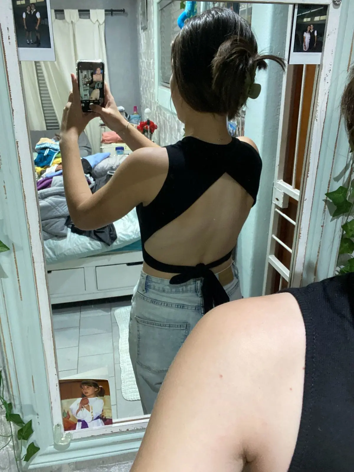 Black Sleeveless Crop Top