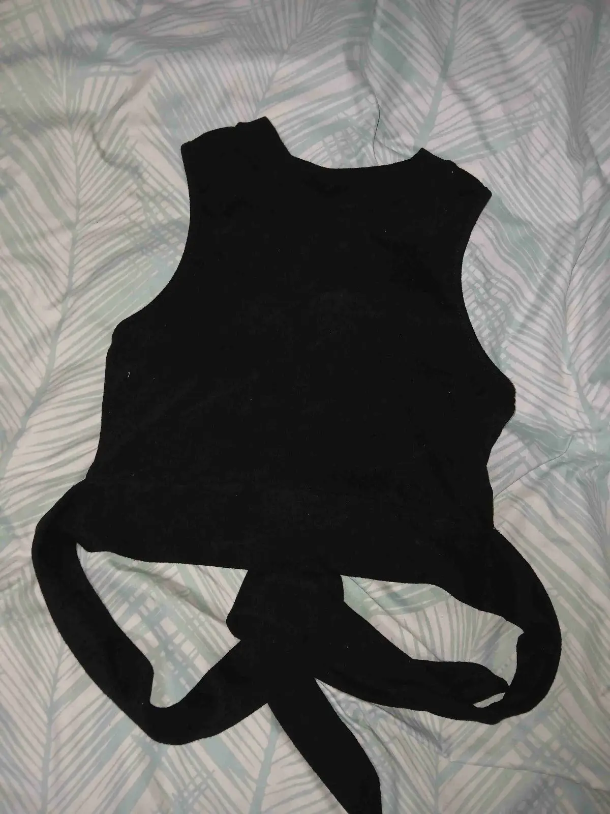 Black Sleeveless Crop Top