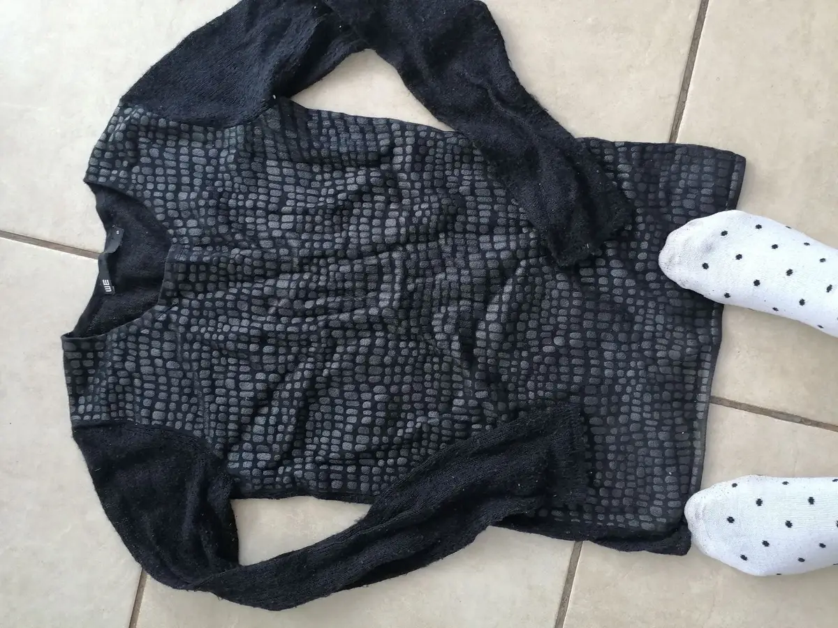 WE Black Textured Pattern Top