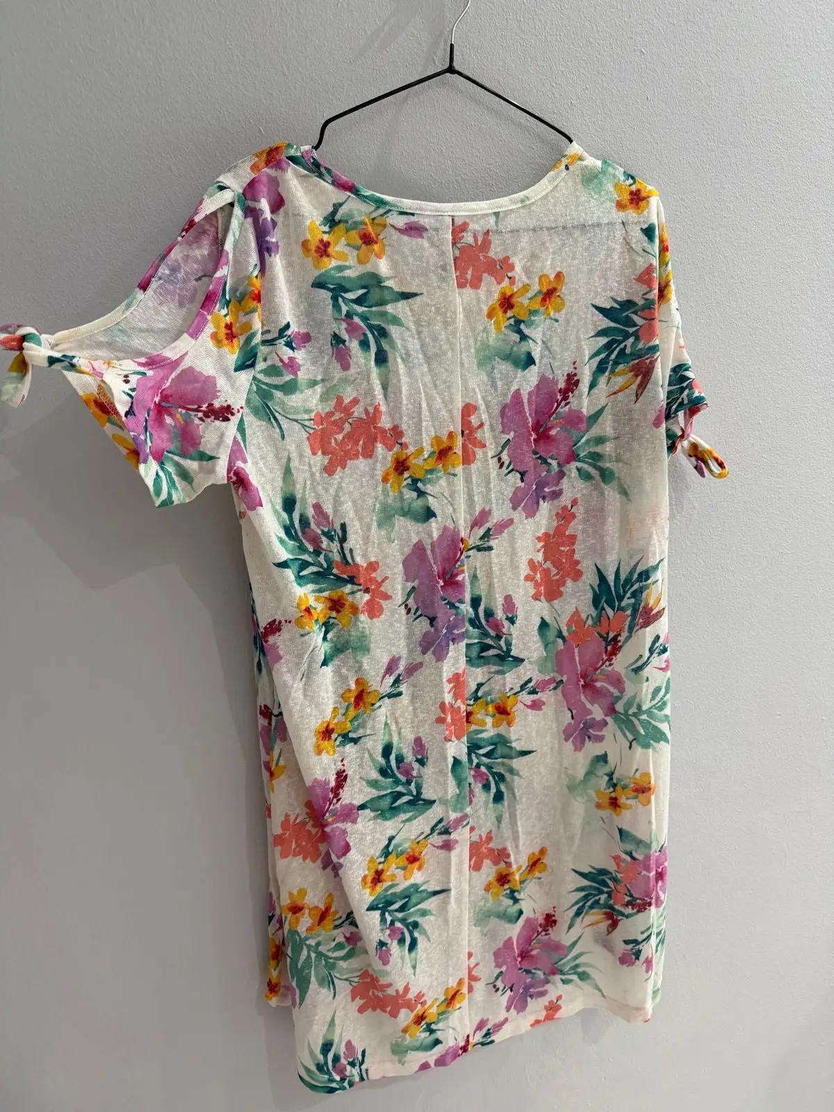 Floral Print Lightweight Top Size 16