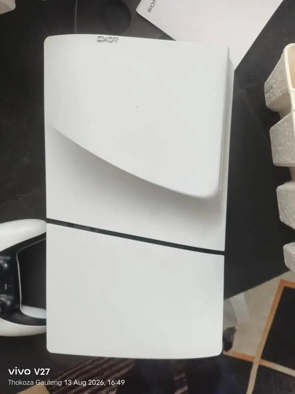 PS5 slim disk edition(secondhand)1 year old