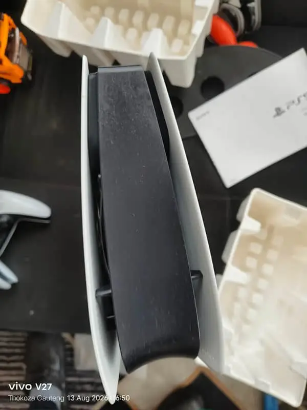 PS5 slim disk edition(secondhand)1 year old