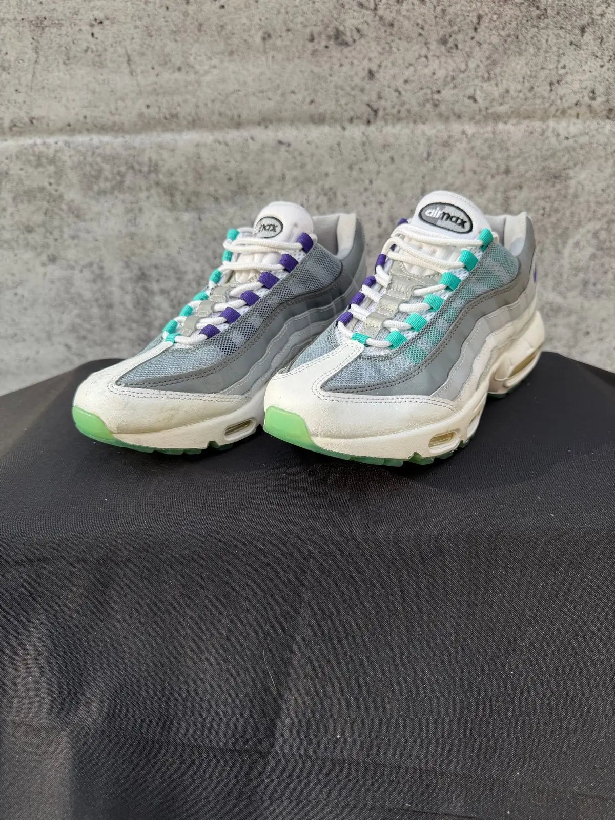 Nike Air Max 95 Grey Teal Sneakers