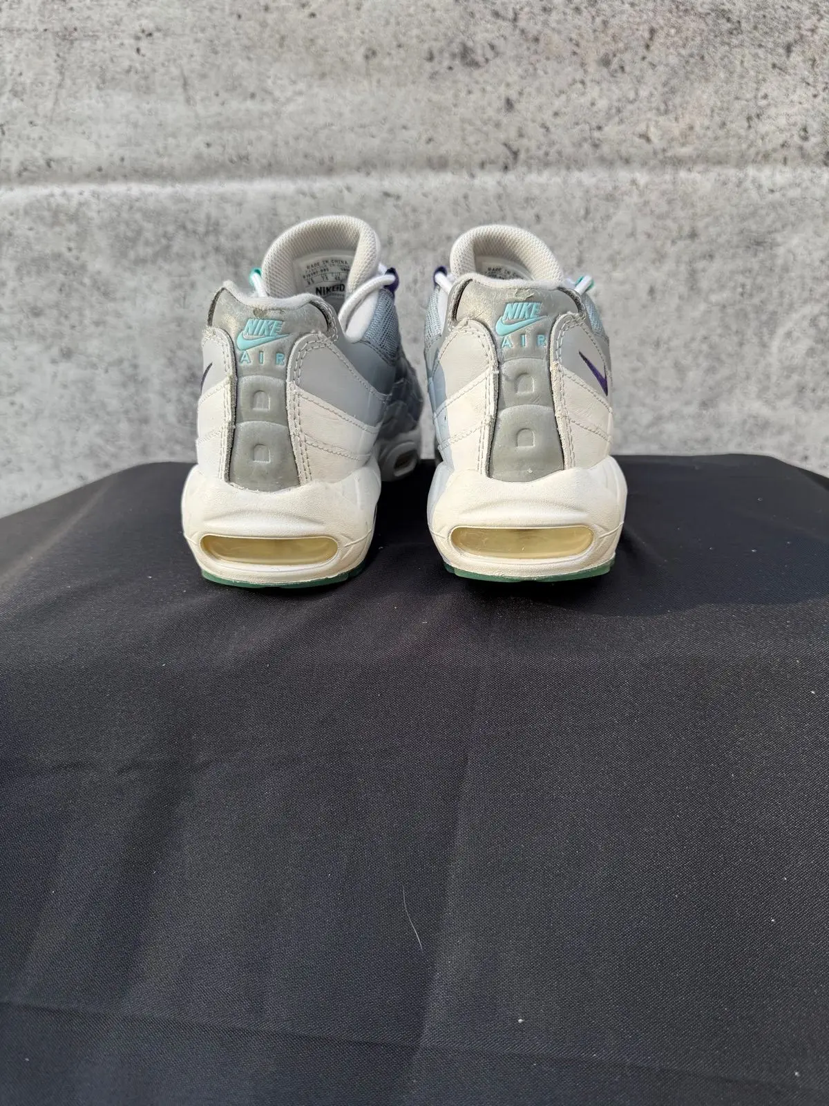 Nike Air Max 95 Grey Teal Sneakers