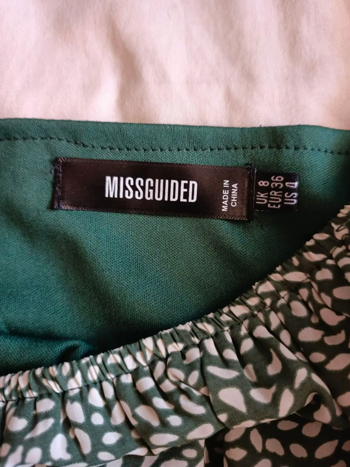 Missguided Green Floral Off-Shoulder Dress Size S