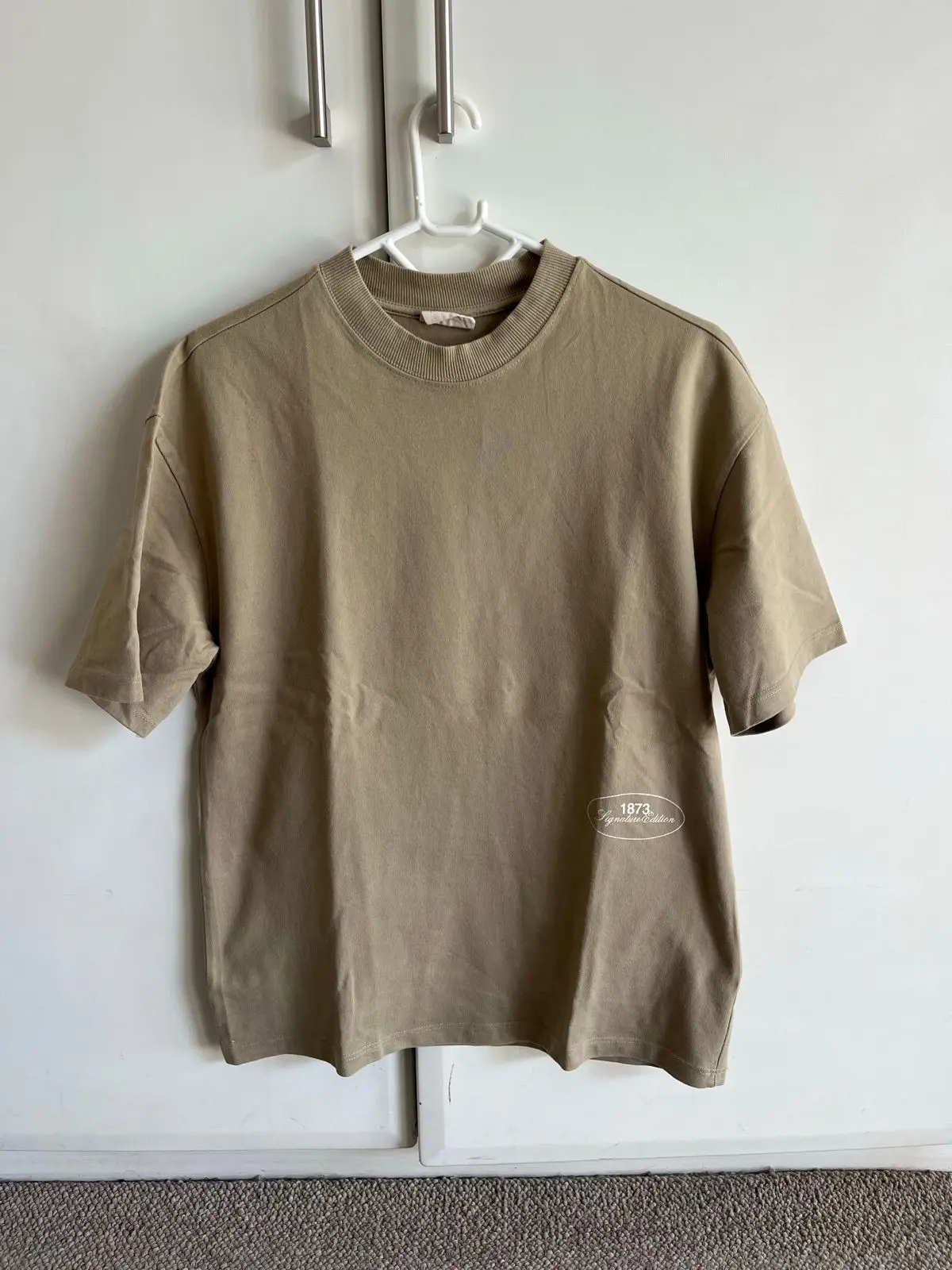 Markham Beige T-Shirt with 1873 Handmade Edition Logo