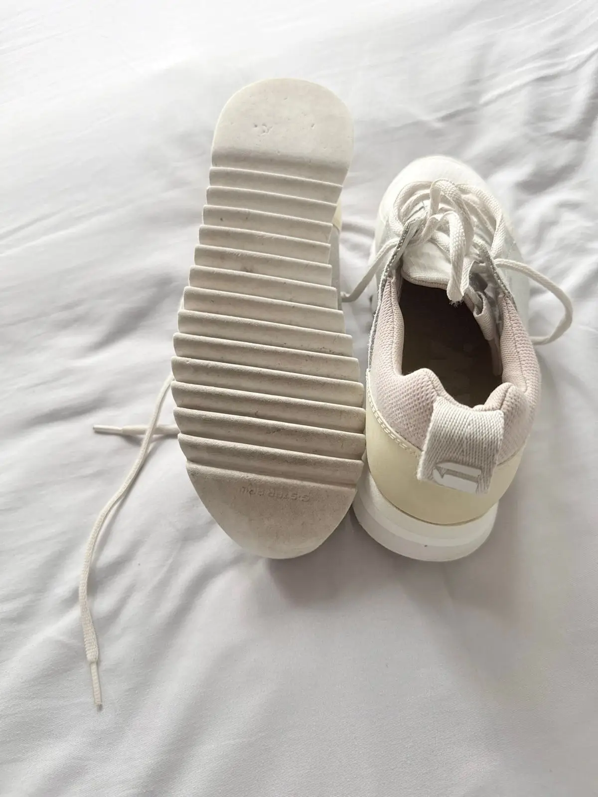 G-Star RAW White Grey Suede Sneakers Size 6.5